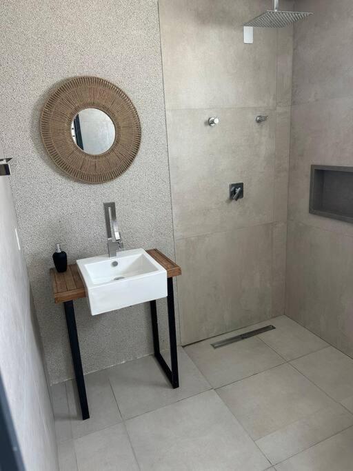 Casa exclusiva, próximo à Maceió.