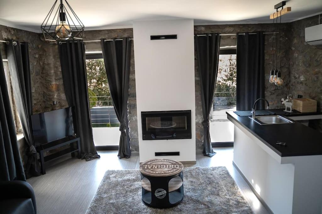 Triantos Guesthome Suite