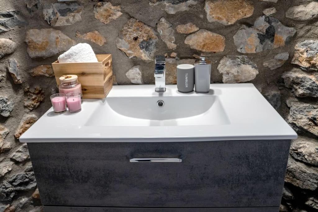 Triantos Guesthome Suite