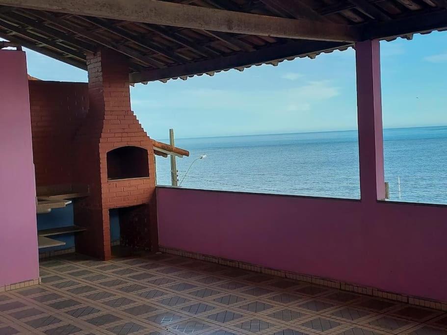 Uma jóia em frente ao mar!