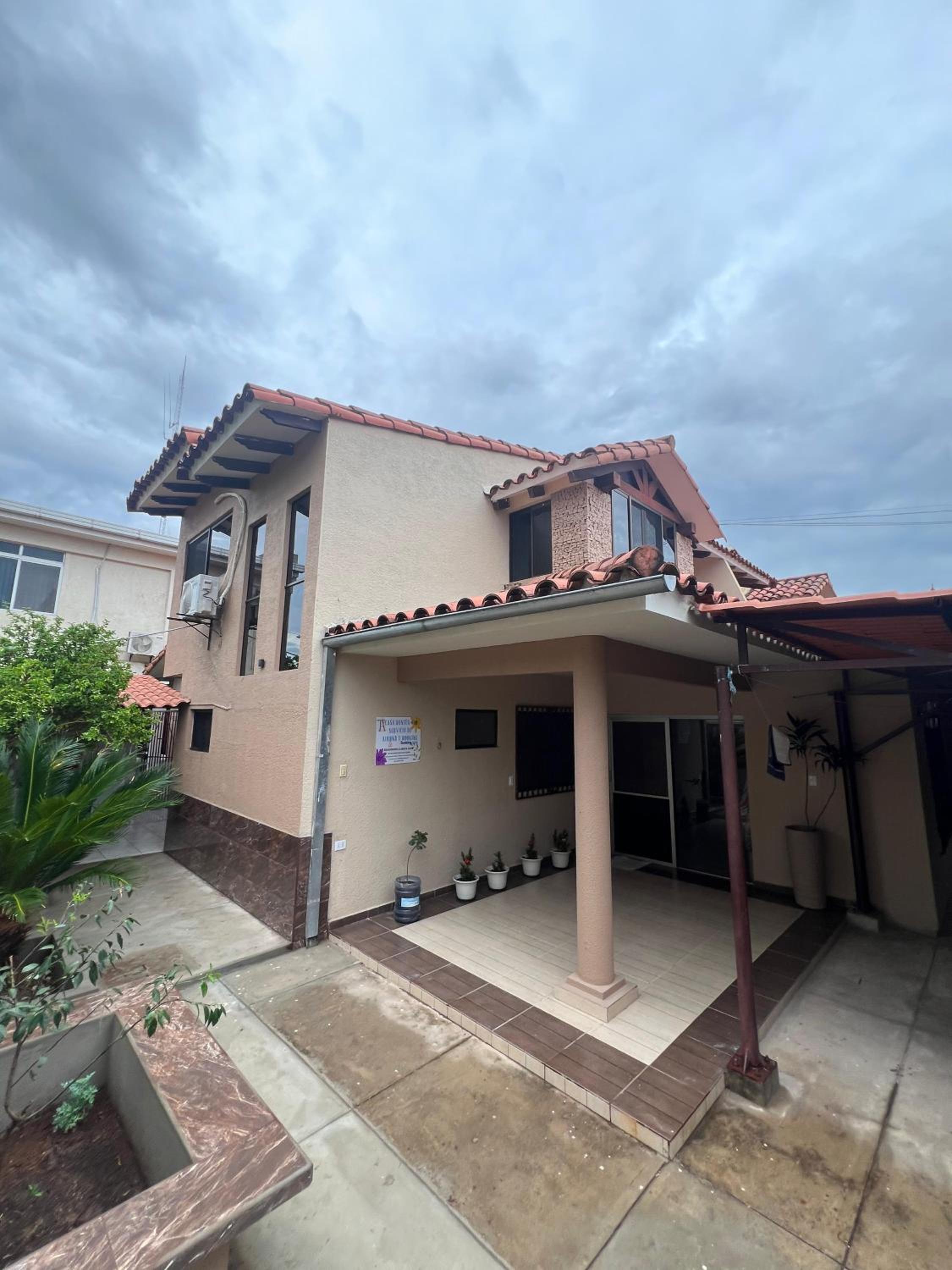 Casa bonita y cómoda