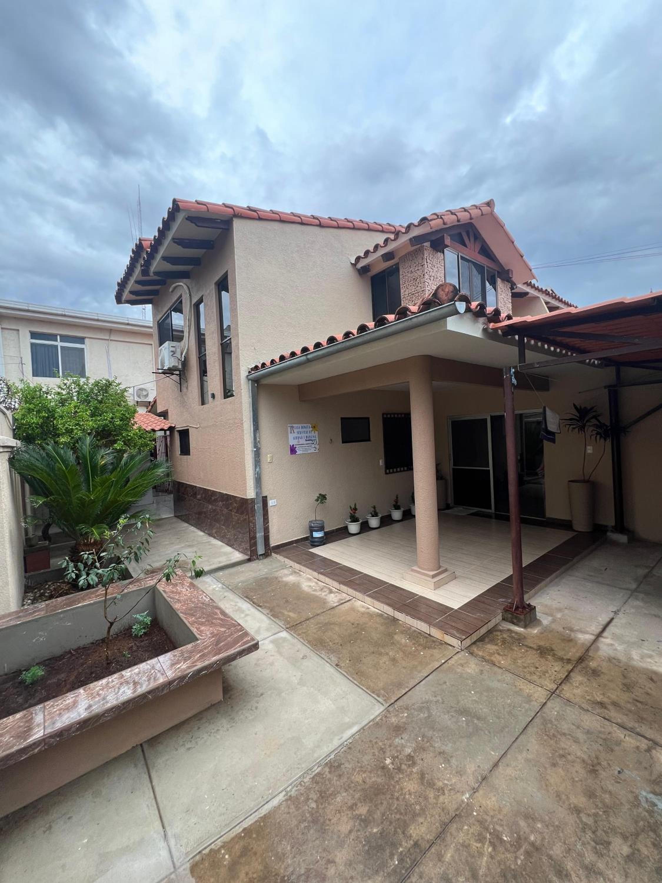 Casa bonita y cómoda