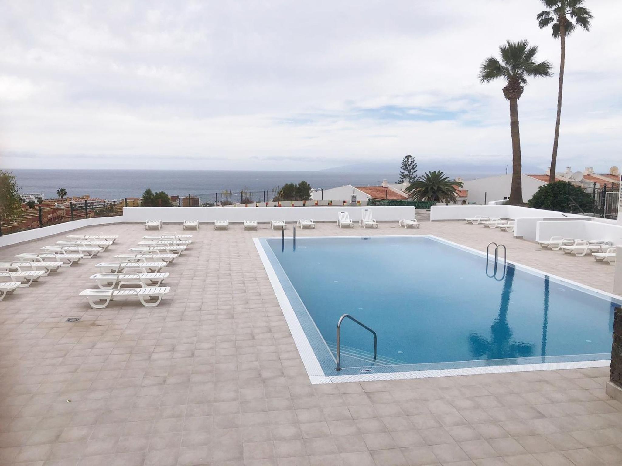 Apartamento Birgitt en Aloha Garden con vista mar y piscina