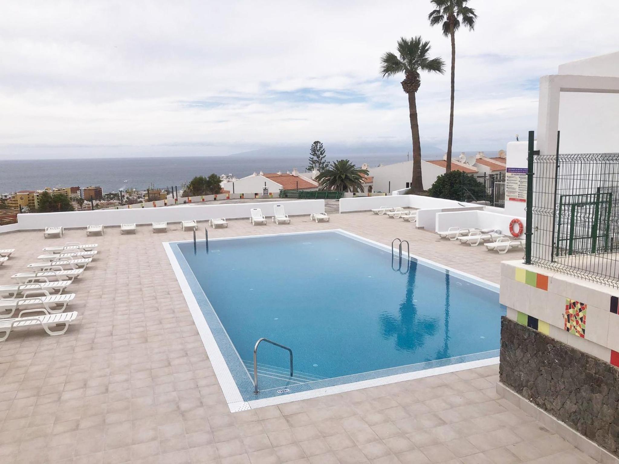 Apartamento Birgitt en Aloha Garden con vista mar y piscina