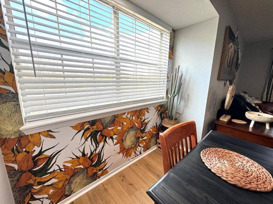 Modern Comfort: Updated Cozy Condo in Indian Point - Property Image 28