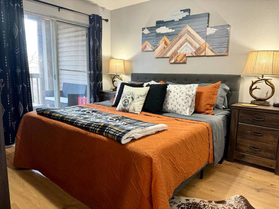 Modern Comfort: Updated Cozy Condo in Indian Point - Property Image 24