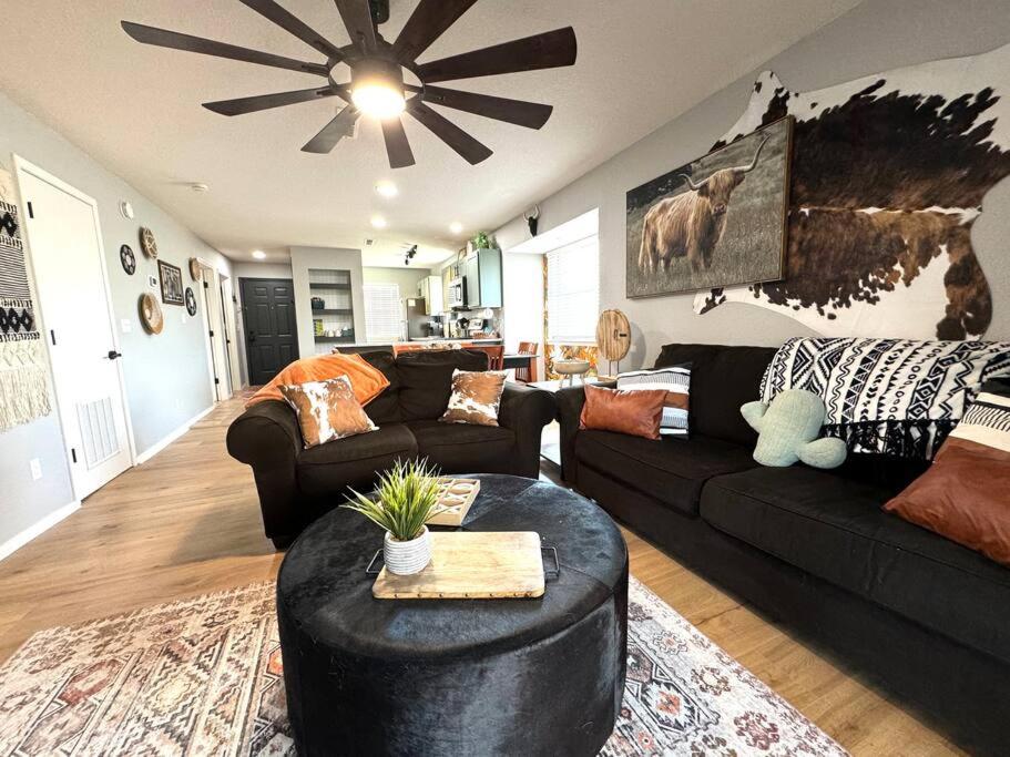 Modern Comfort: Updated Cozy Condo in Indian Point - Property Image 26