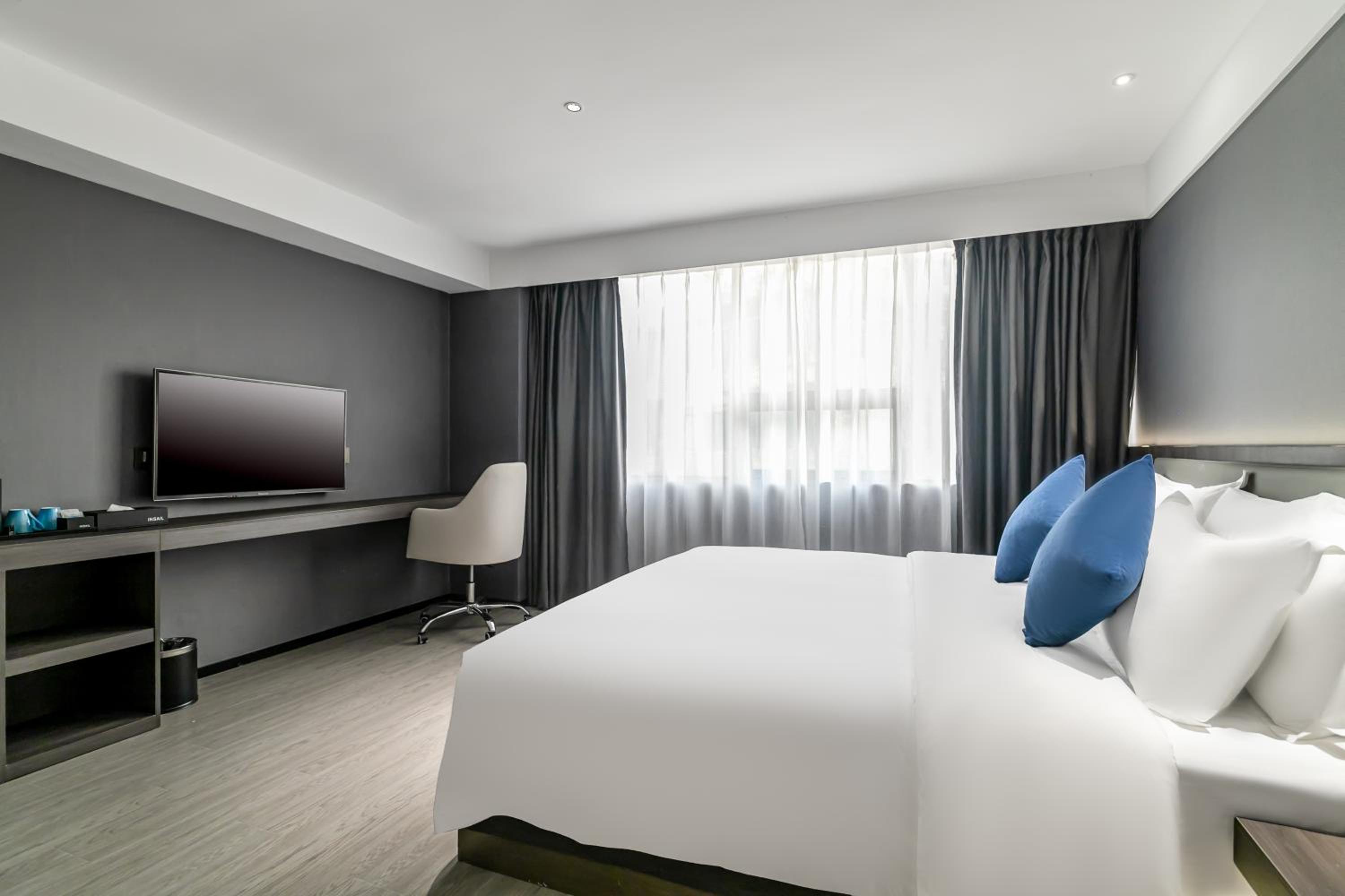 Insail Hotel Guangzhou University of Chinese Medicine Metro Branch