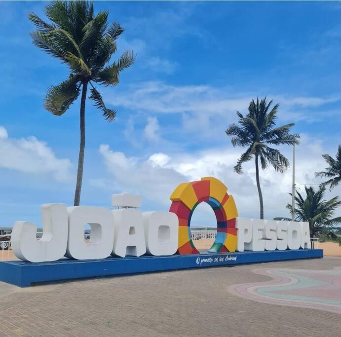 Ap de luxo com vista para o mar