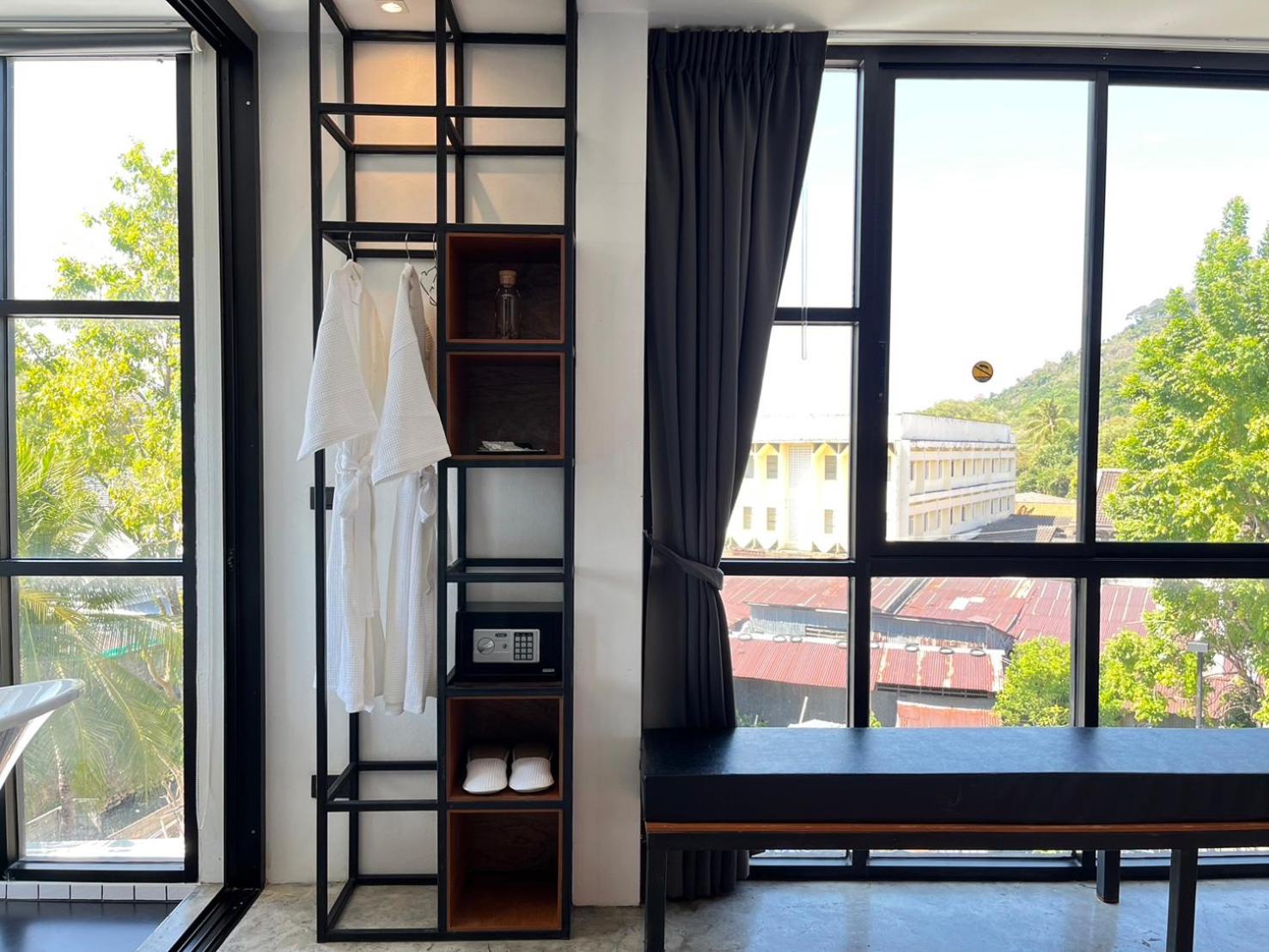 Book a Bed Poshtel - SHA Plus