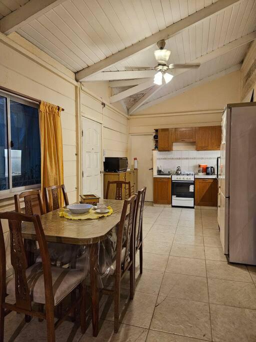 Casa Quinta 2000 M² en centro de Francisco Álvarez