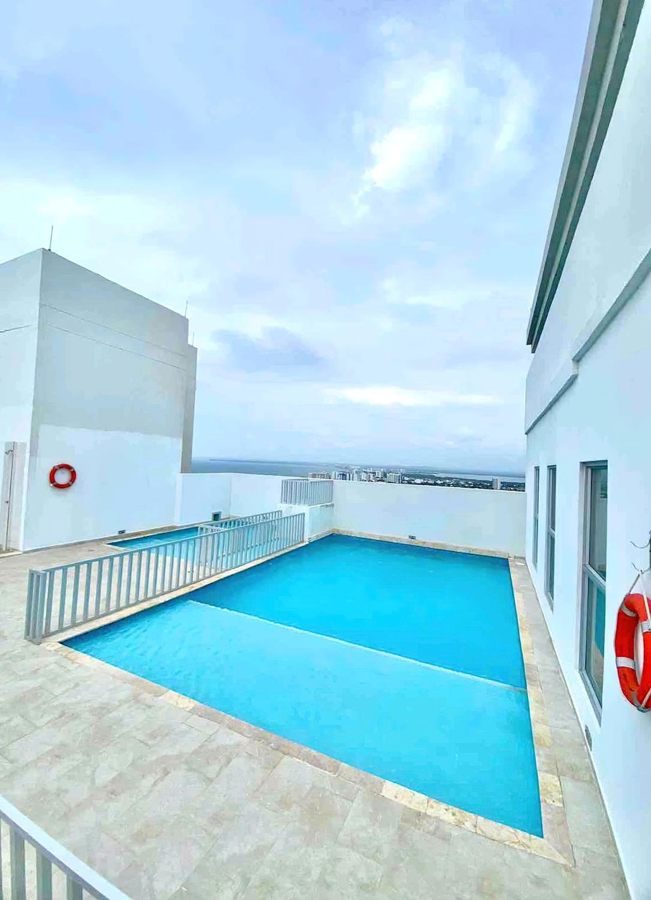 Nice Apartment close to Historic City and beach