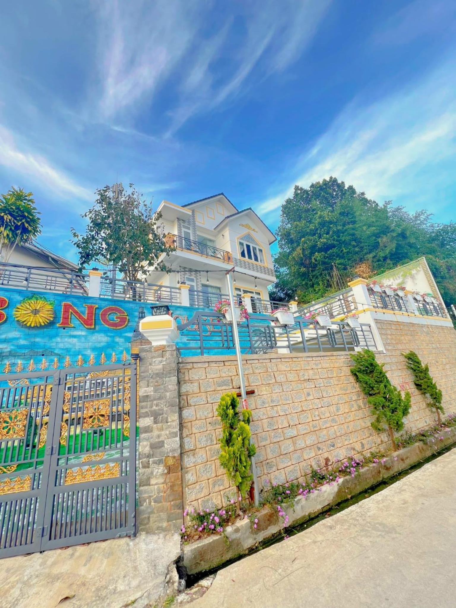 Bonghouse