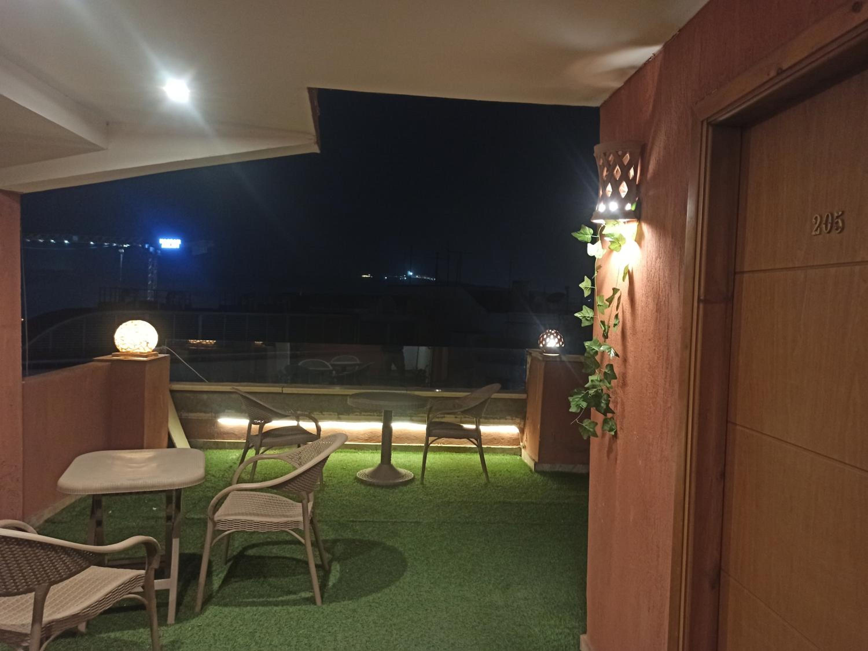 balance & terrace