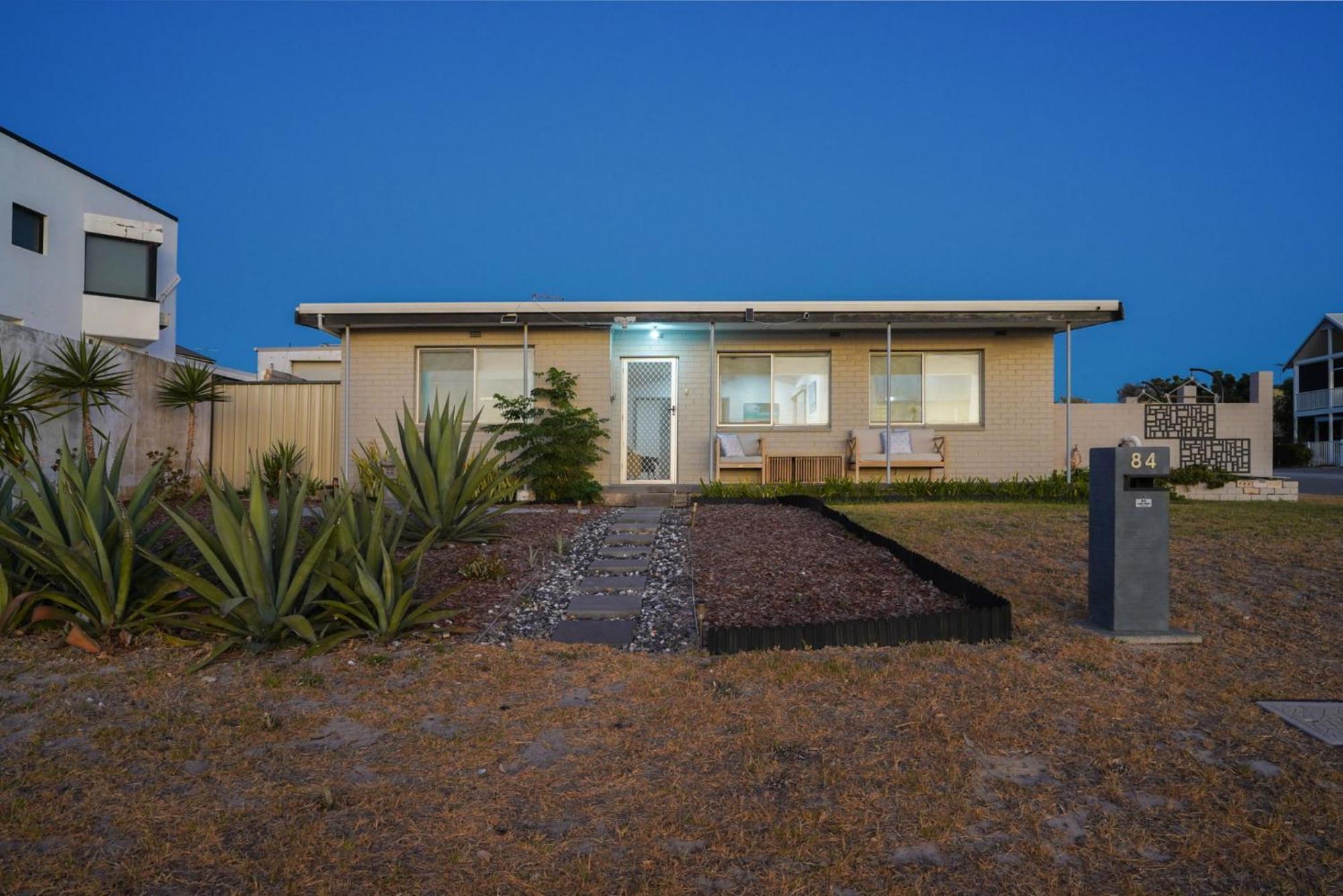 Beachfront 3BR Home with Stunning Ocean Views