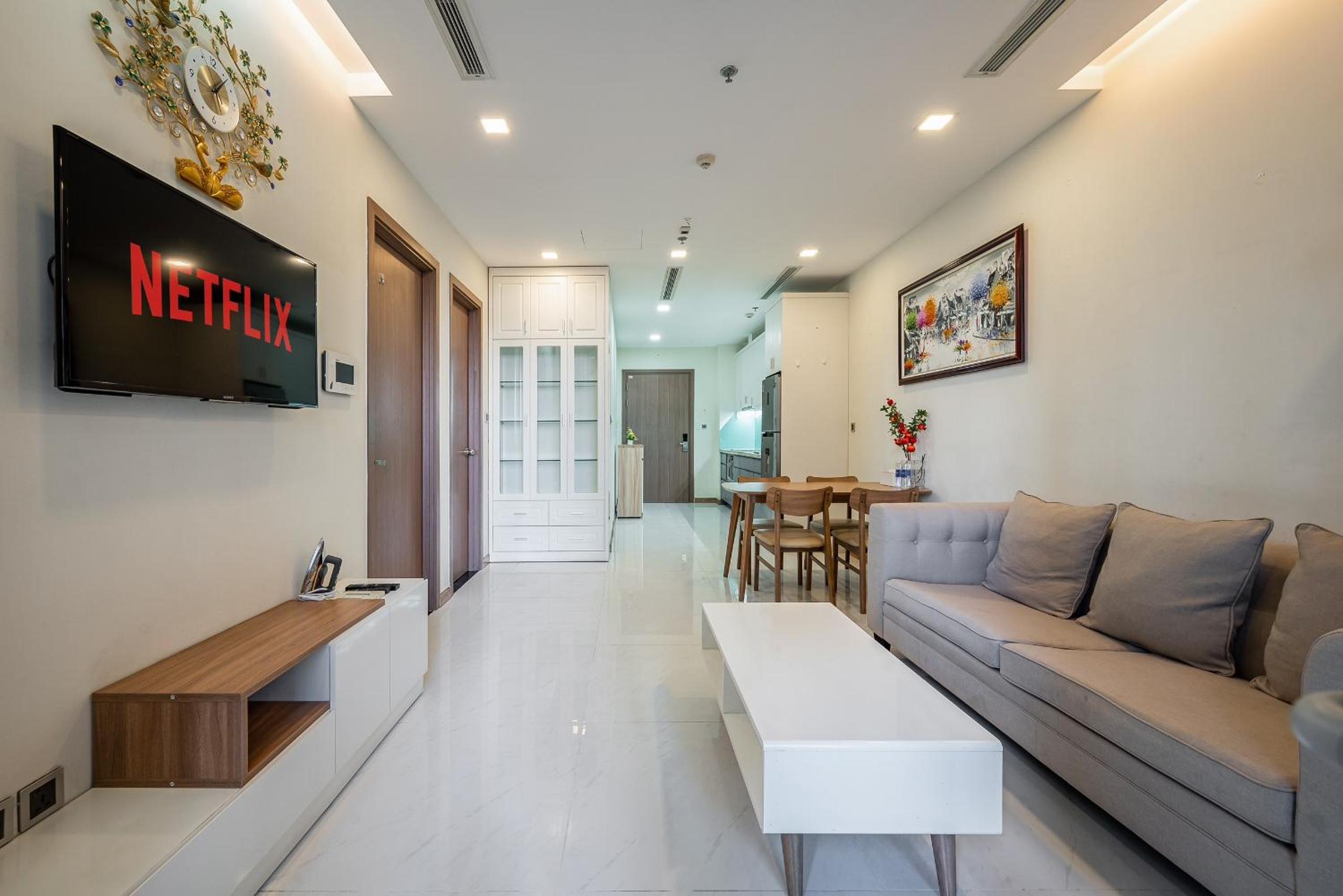 Luxury Apartment at Vinhomes Central Park