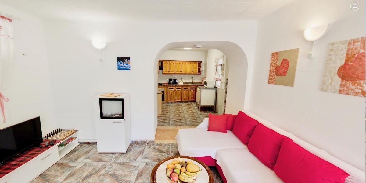 Casa Dominica view 4