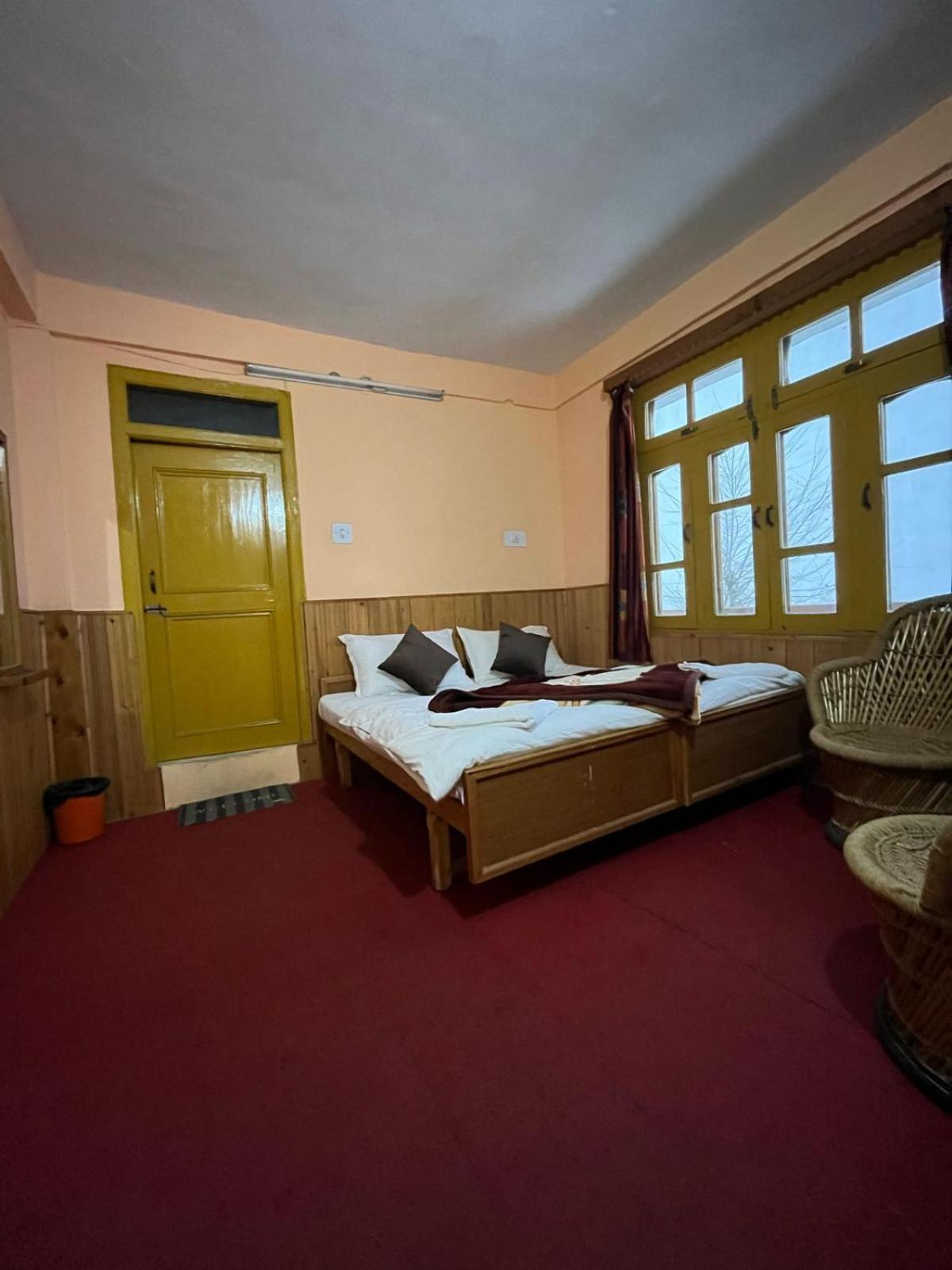Sojhaholidayinn
