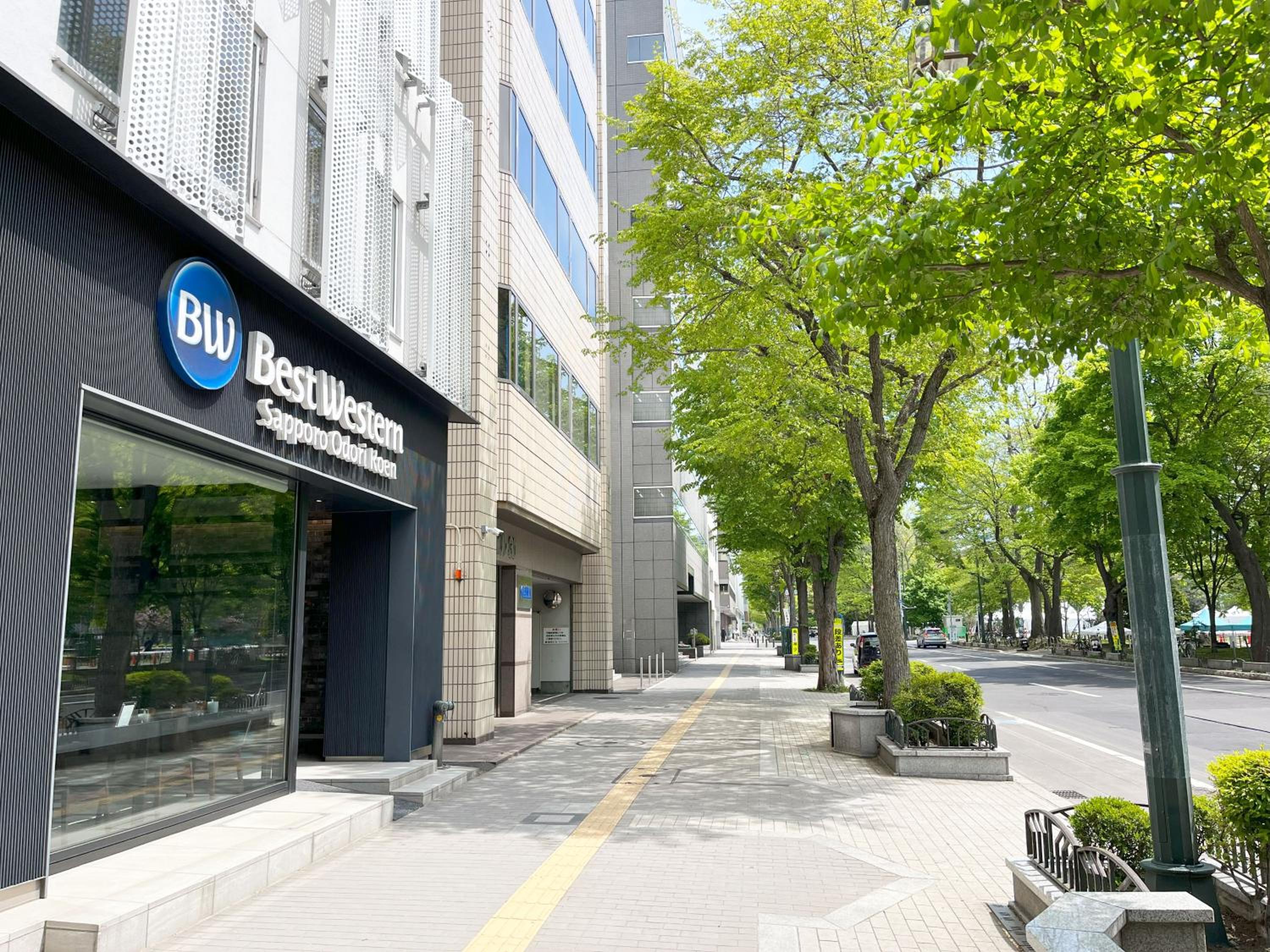 Hotel Best Western Sapporo Odori Koen - Image 1