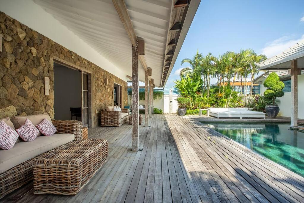 Villa Yang Tao 2, Quiet Heart of Seminyak view 5