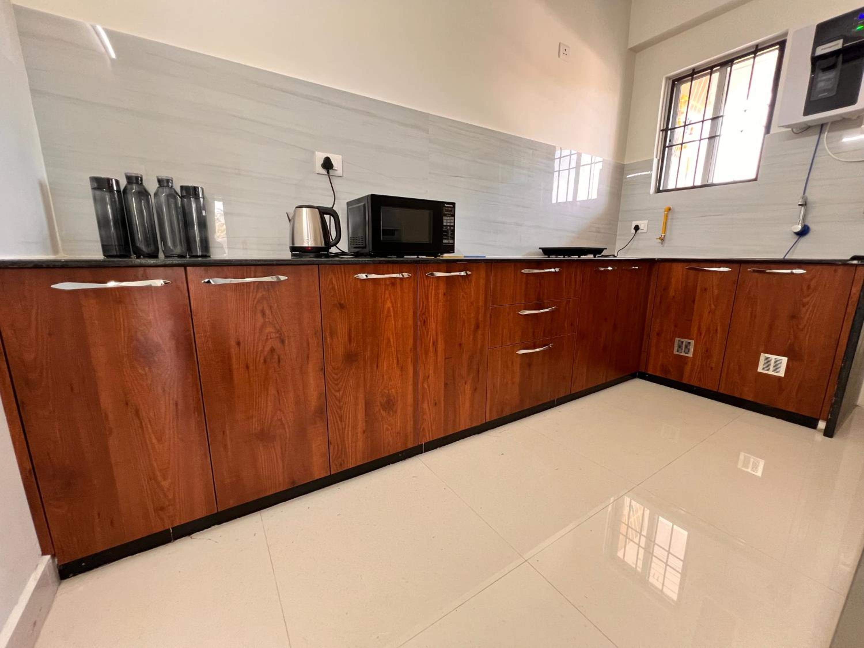 Nirvana Stay, Spacious Fully furnished 2bhk apartment in Mangalore, Full AC for Family