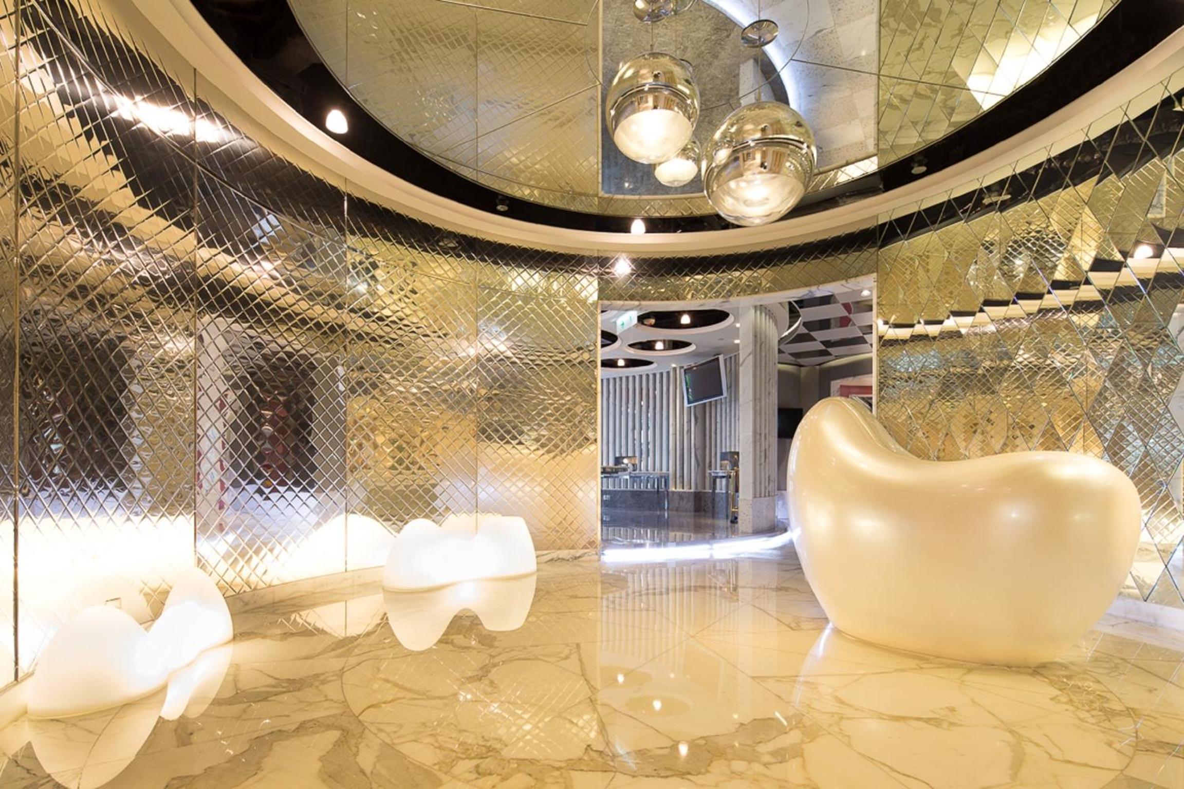 Kowloon Harbourfront Hotel