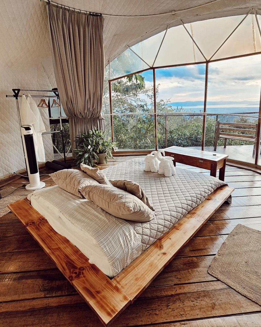 Domos Mirador Romantic Private Honeymoon Glamping