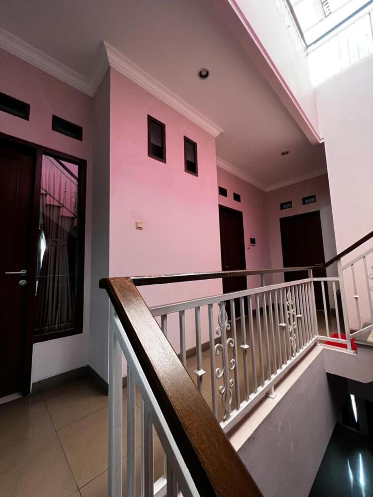 Hens Guesthouse Syariah view 3