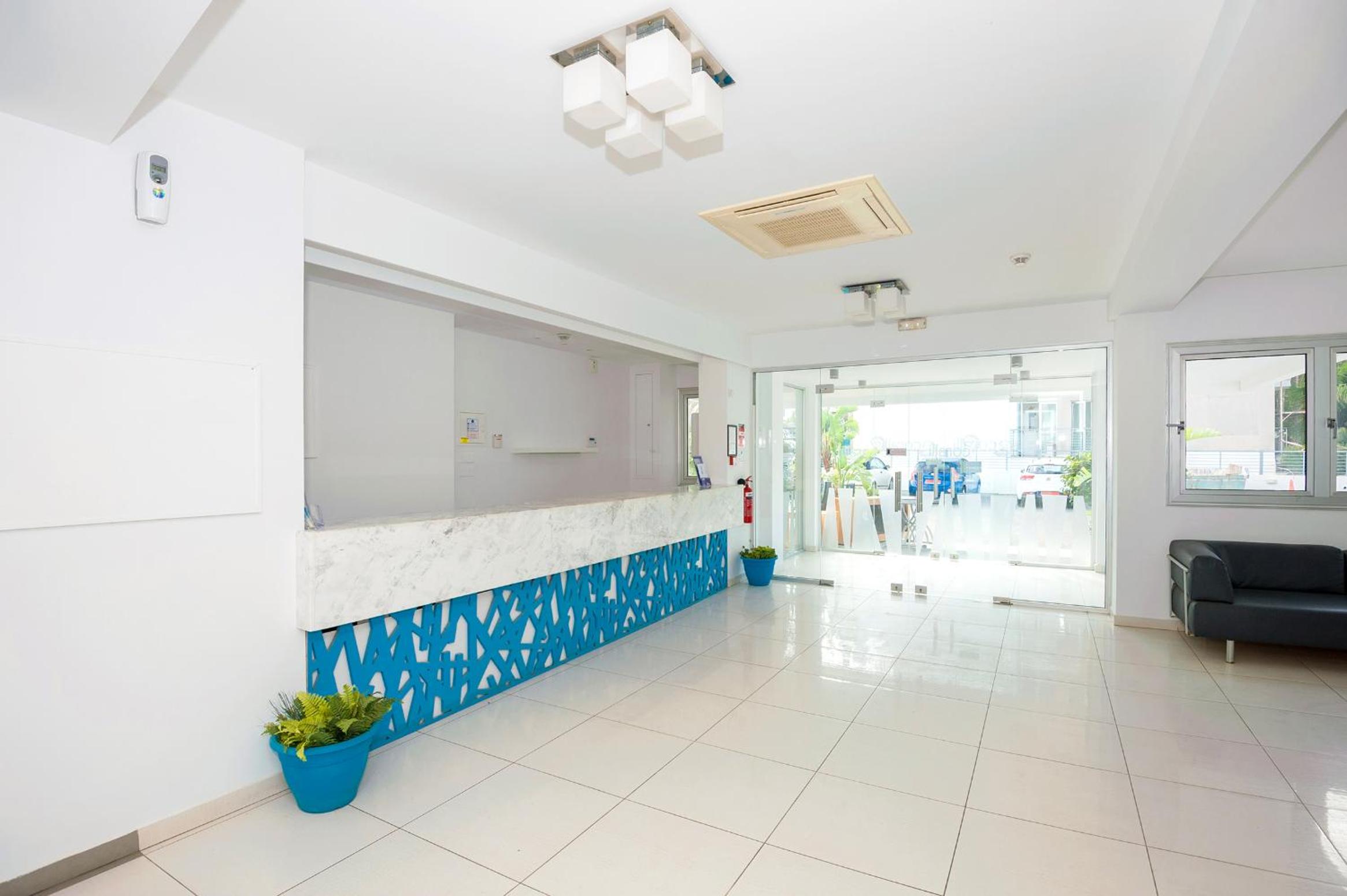 Calypso - Coralli Beachfront Apartment