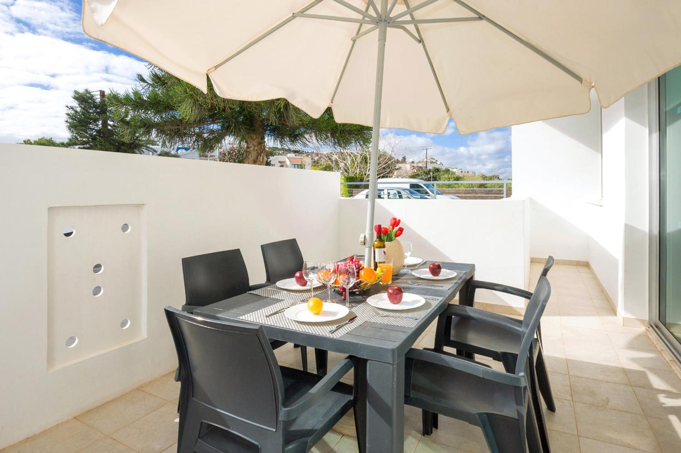 Calypso - Coralli Beachfront Apartment