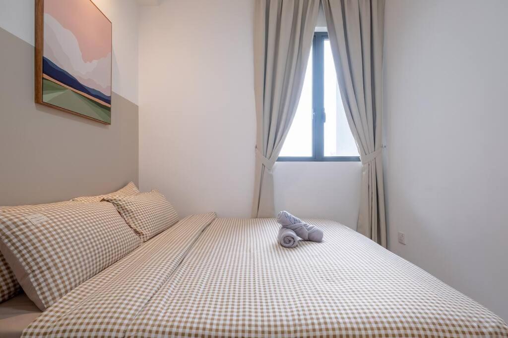 Cozy Home@United Point 3BR7Pax Pool Above Mall Gym
