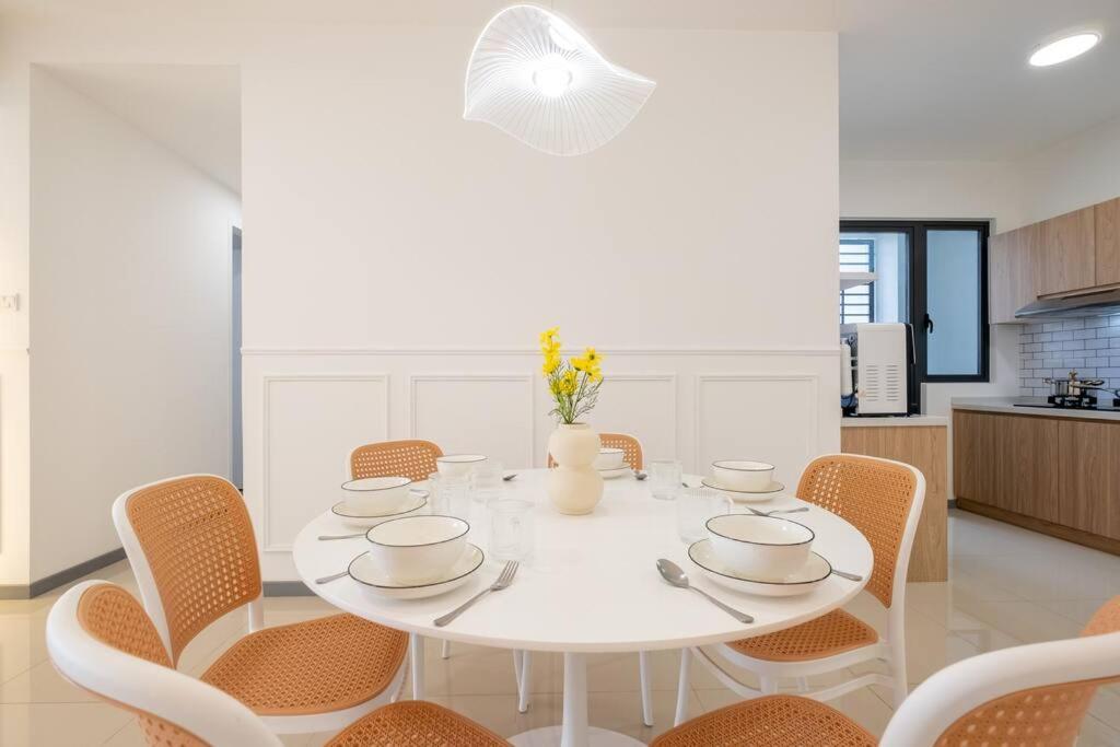 Cozy Home@United Point 3BR7Pax Pool Above Mall Gym