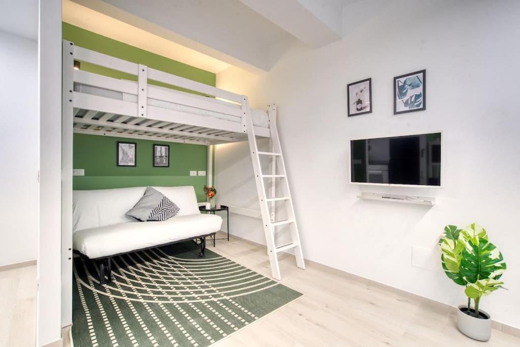 Apartment Suzzani 273 - Interno C1