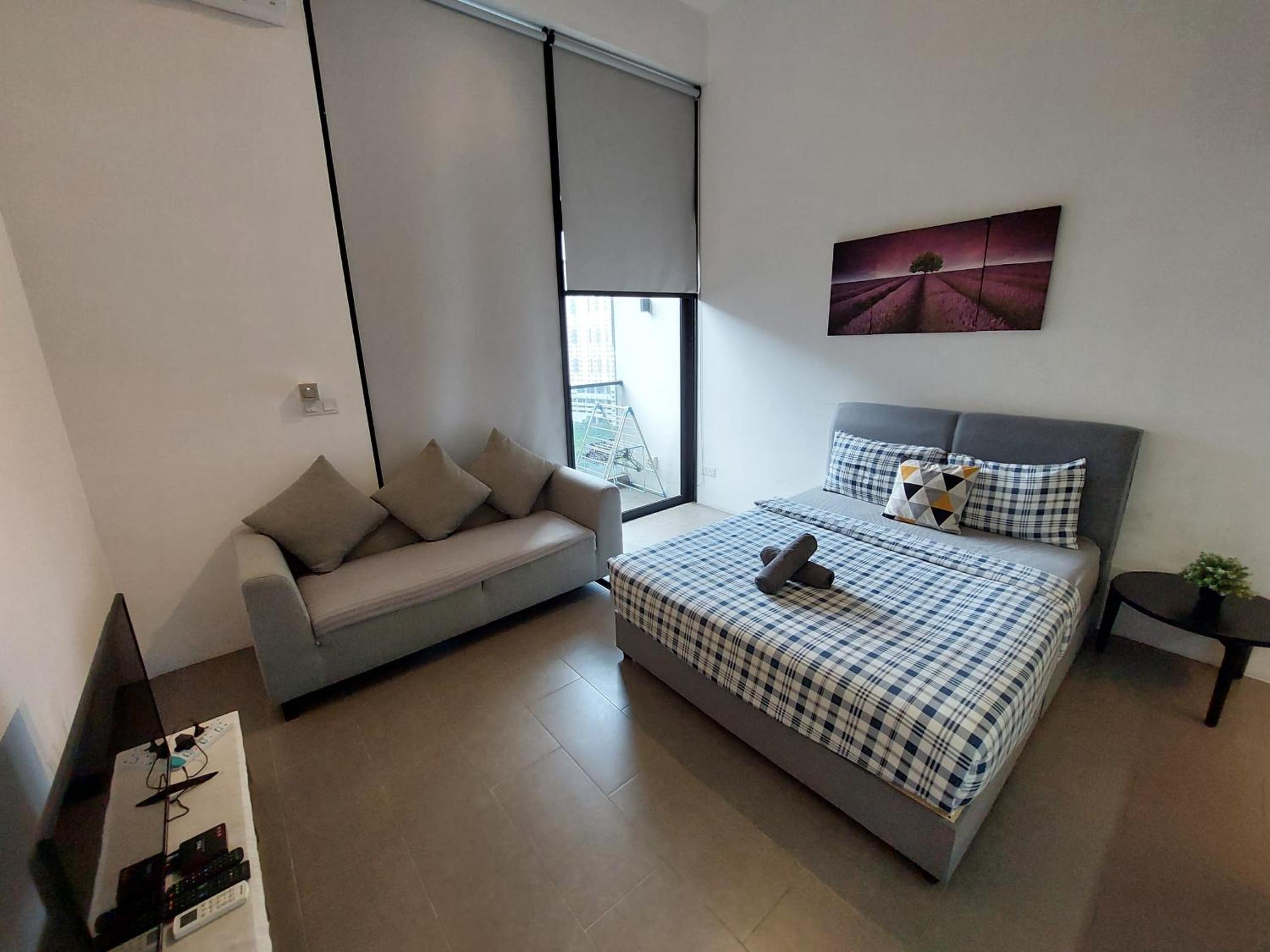 IHomes33 EST Bangsar KL Sentral LRT 2-4 Pax, IH03 photo 8