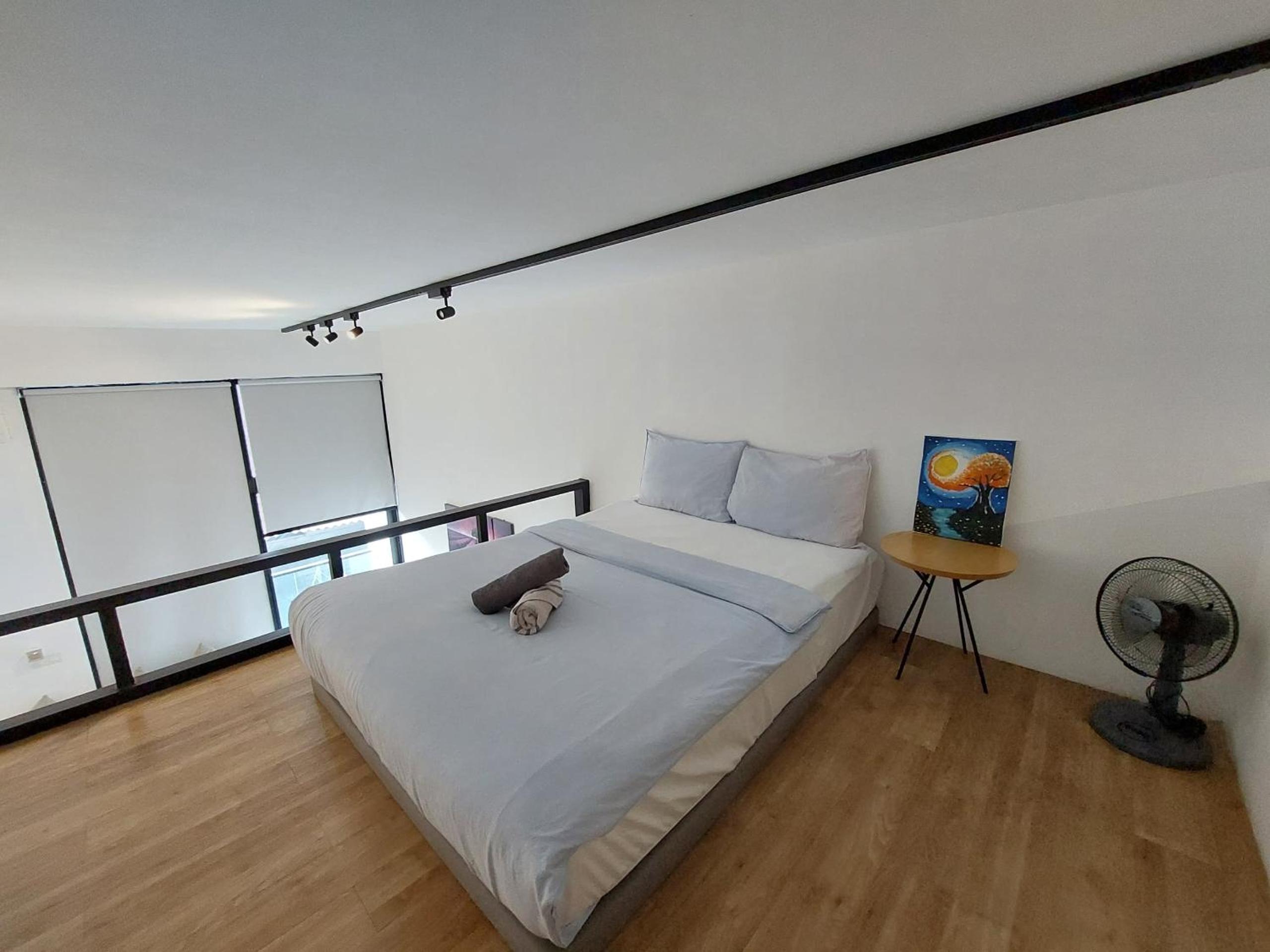 IHomes33 EST Bangsar KL Sentral LRT 2-4 Pax, IH03 photo 5