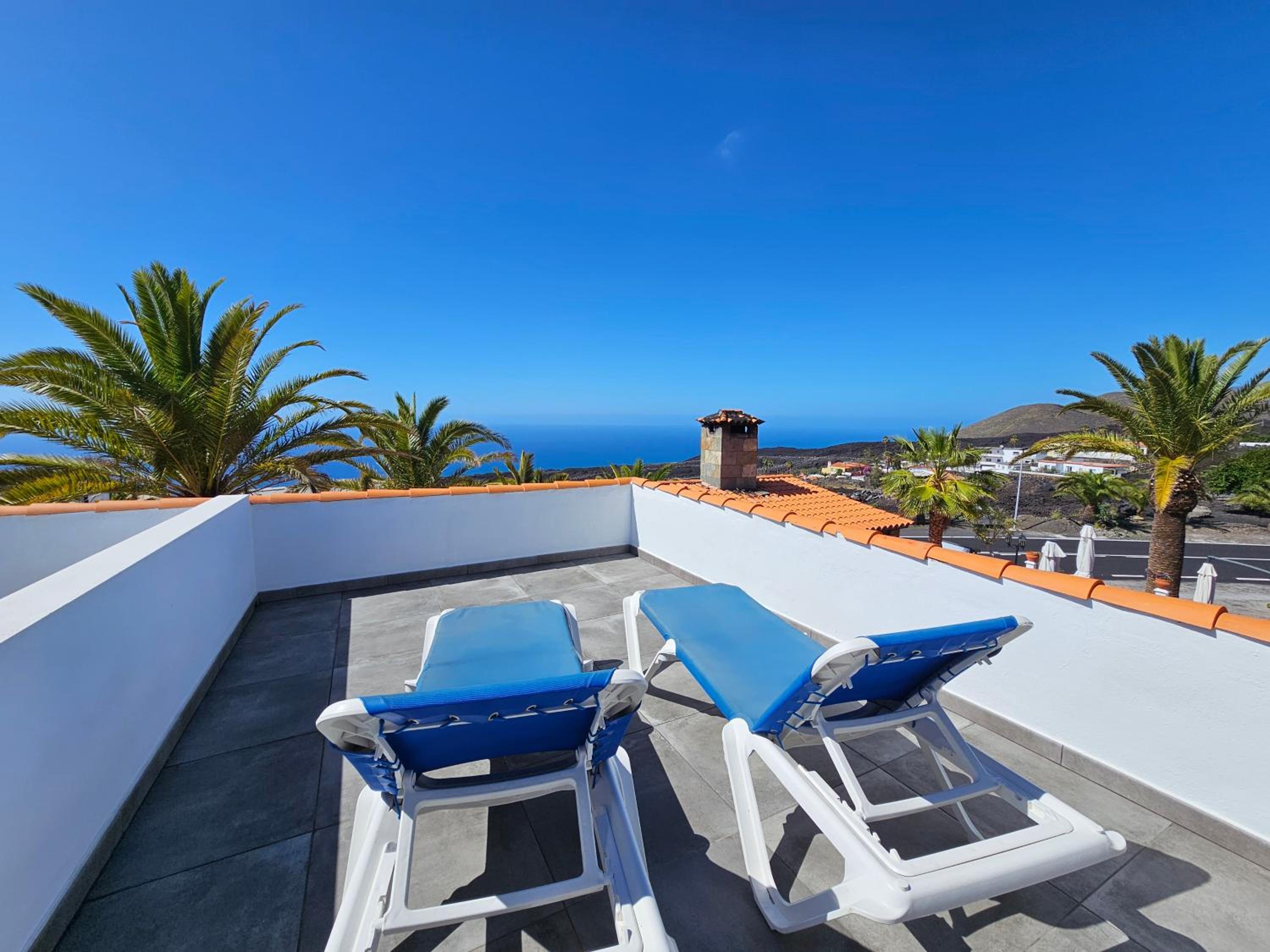 Las Norias Apartamentos & Grill view 4