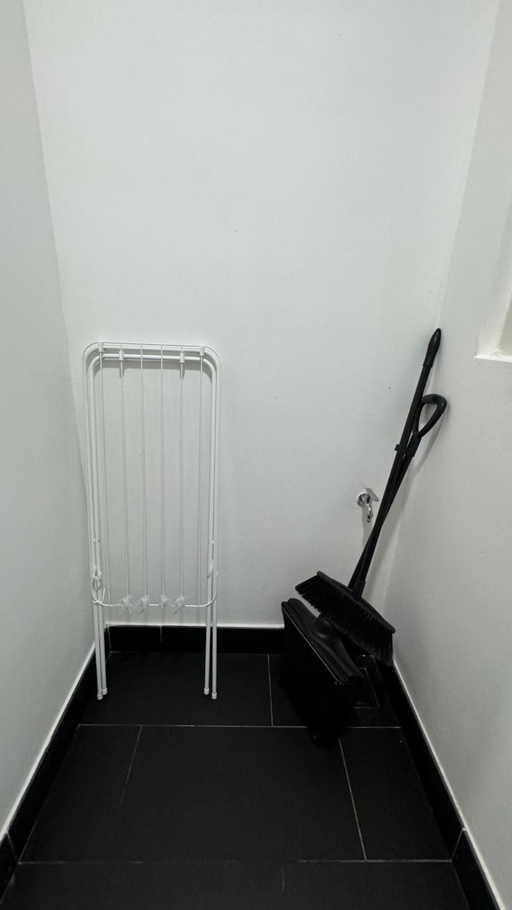 UNA Serviced Apartment by manatidur