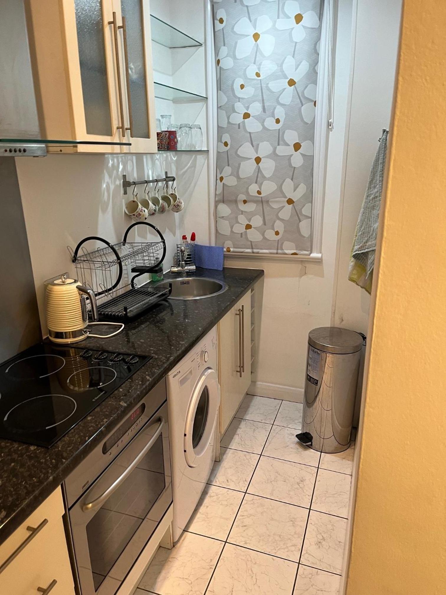 Lovely 1 bedroom flat in quiet Wimbledon