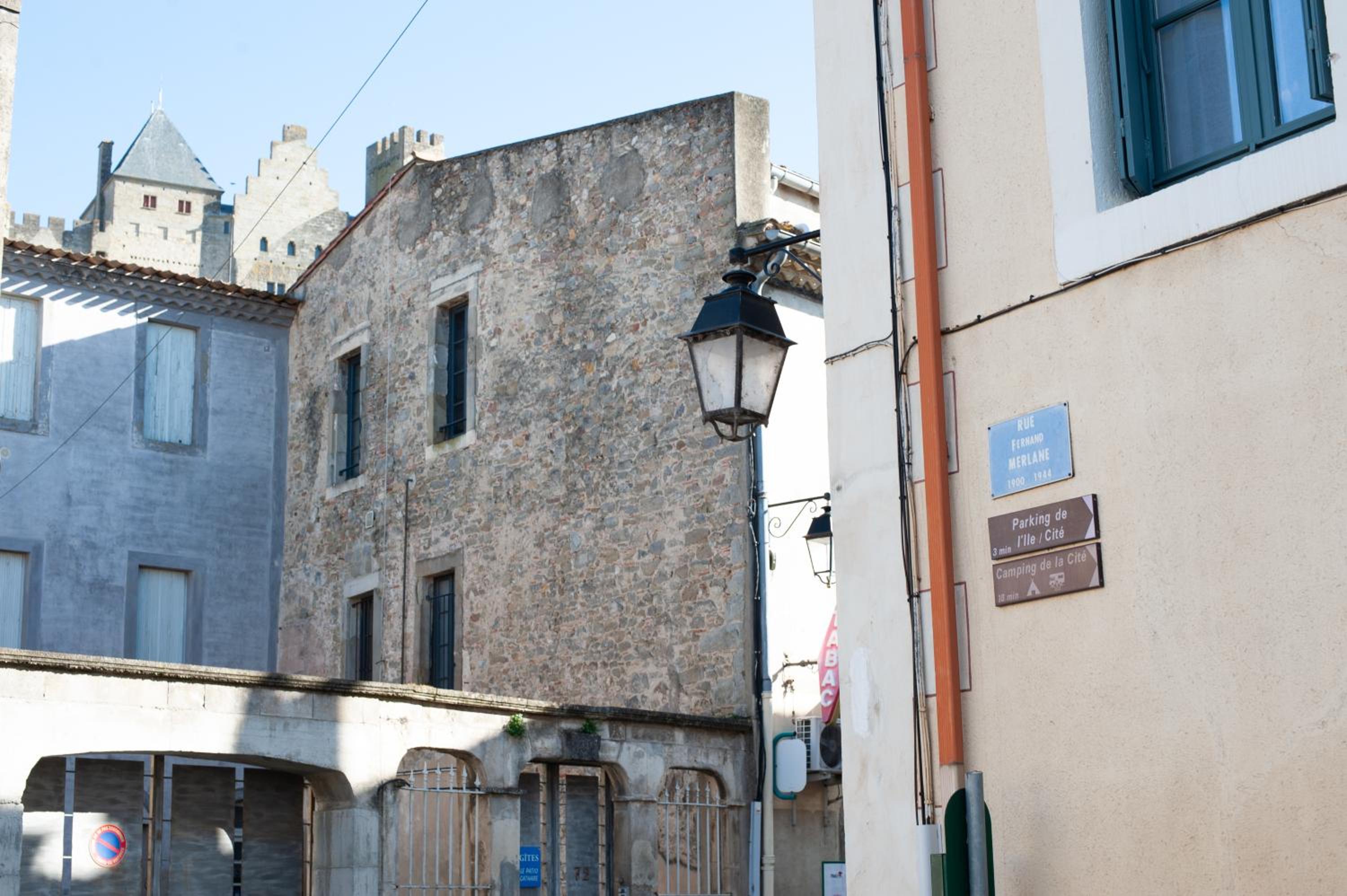 Appartement Chaleureux au pied de la Cité avec Parking