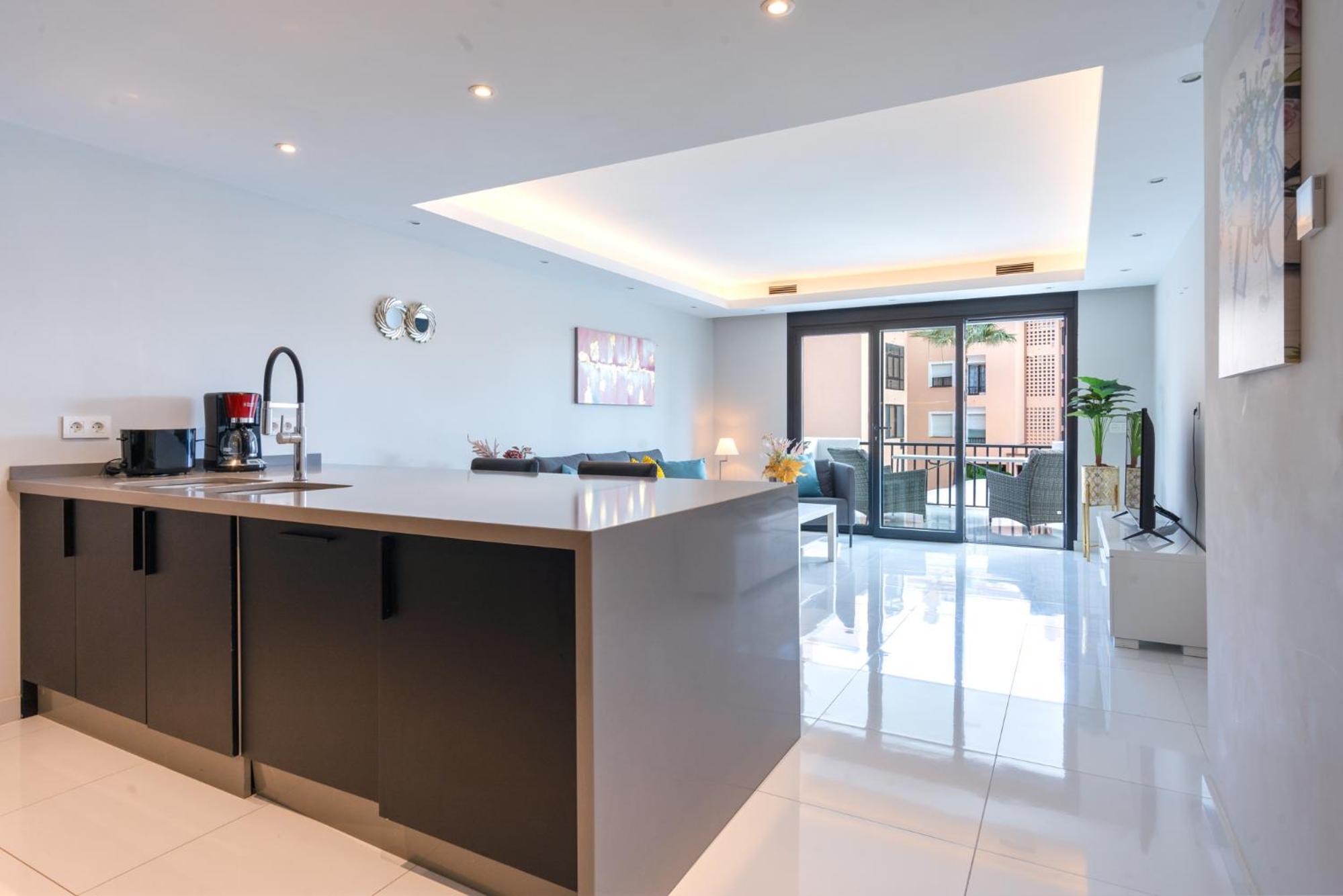 Puerto Banus Two Bedroom Luxurious Apartment with Parking