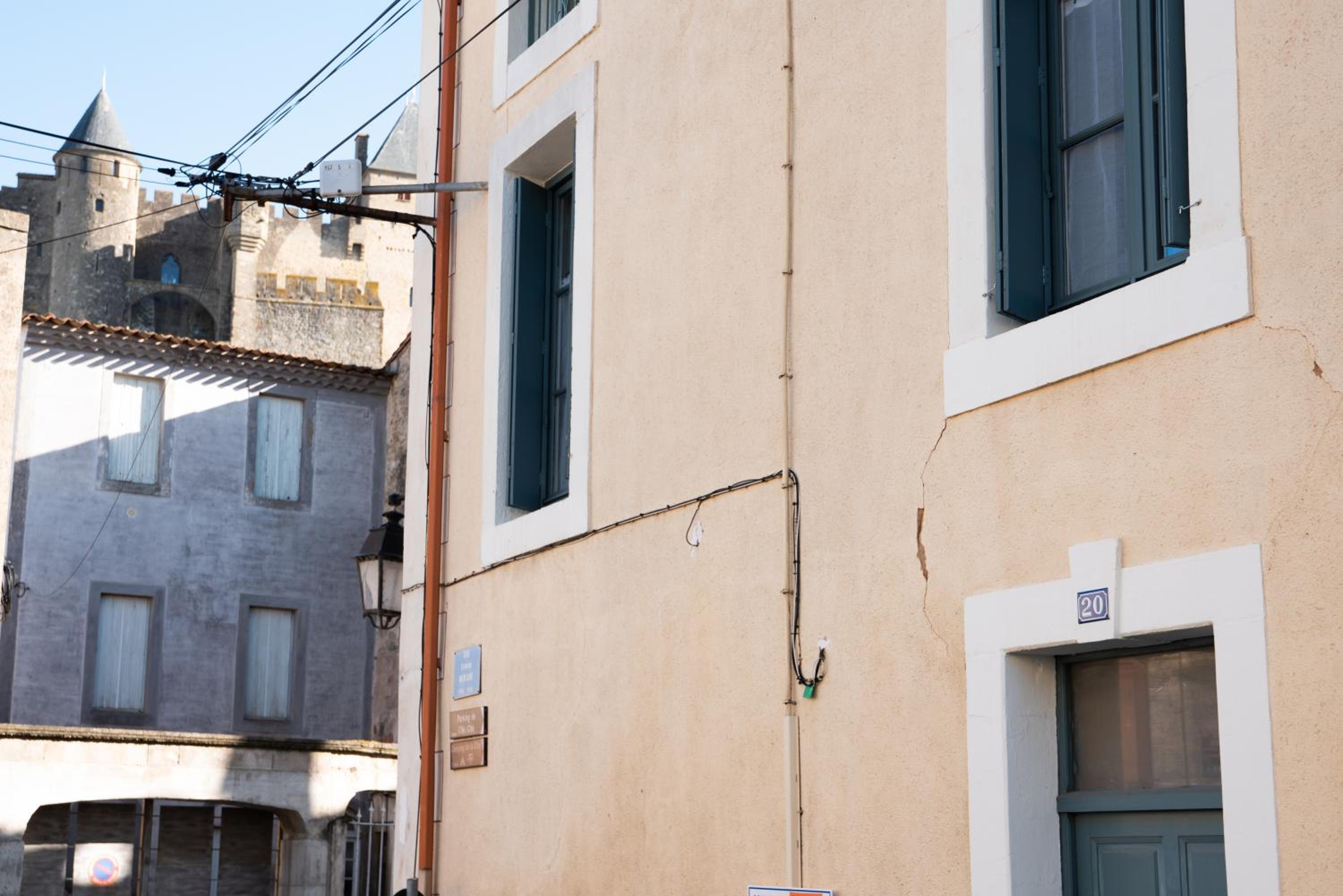 Appartement Chaleureux au pied de la Cité avec Parking