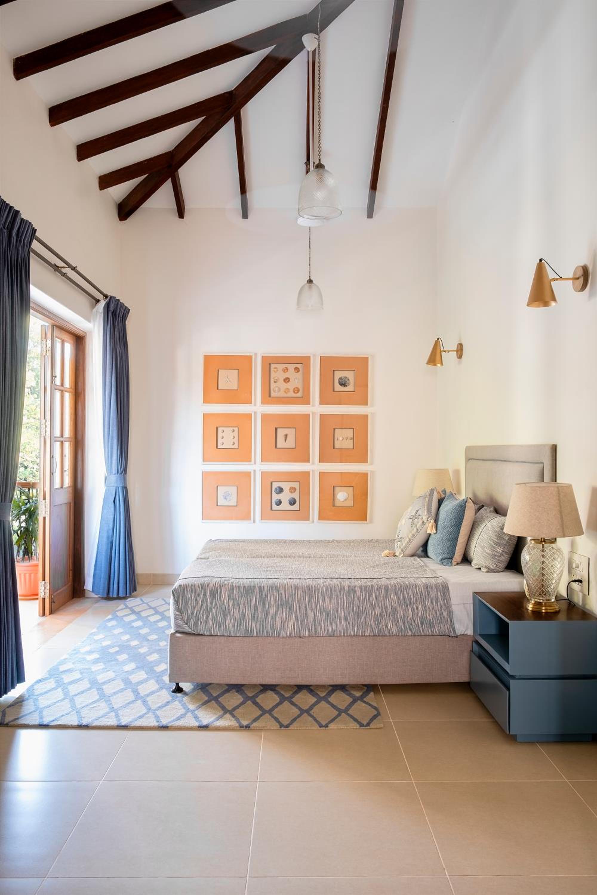 ELIVAAS 3 BHK with Pvt Pool - Panache