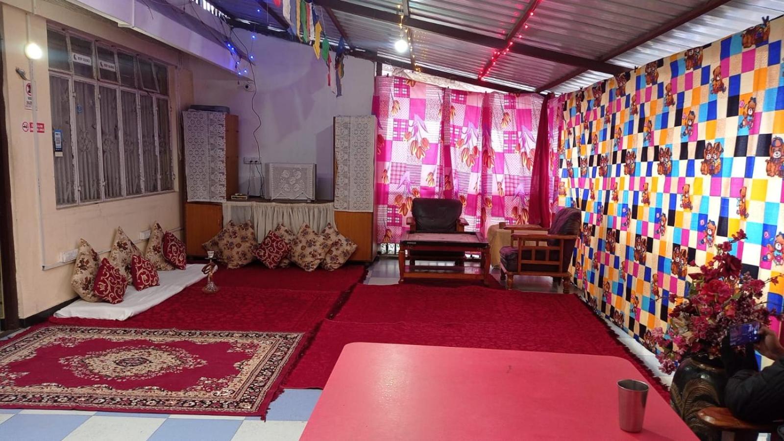 lounge