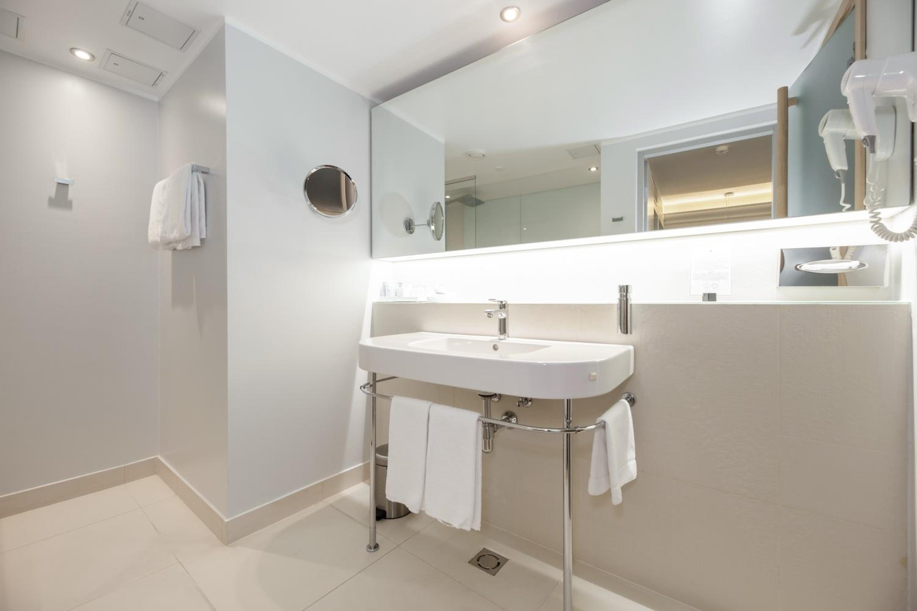 Tallinn Vacations - Hotel L'Ermitage - Property Image 68
