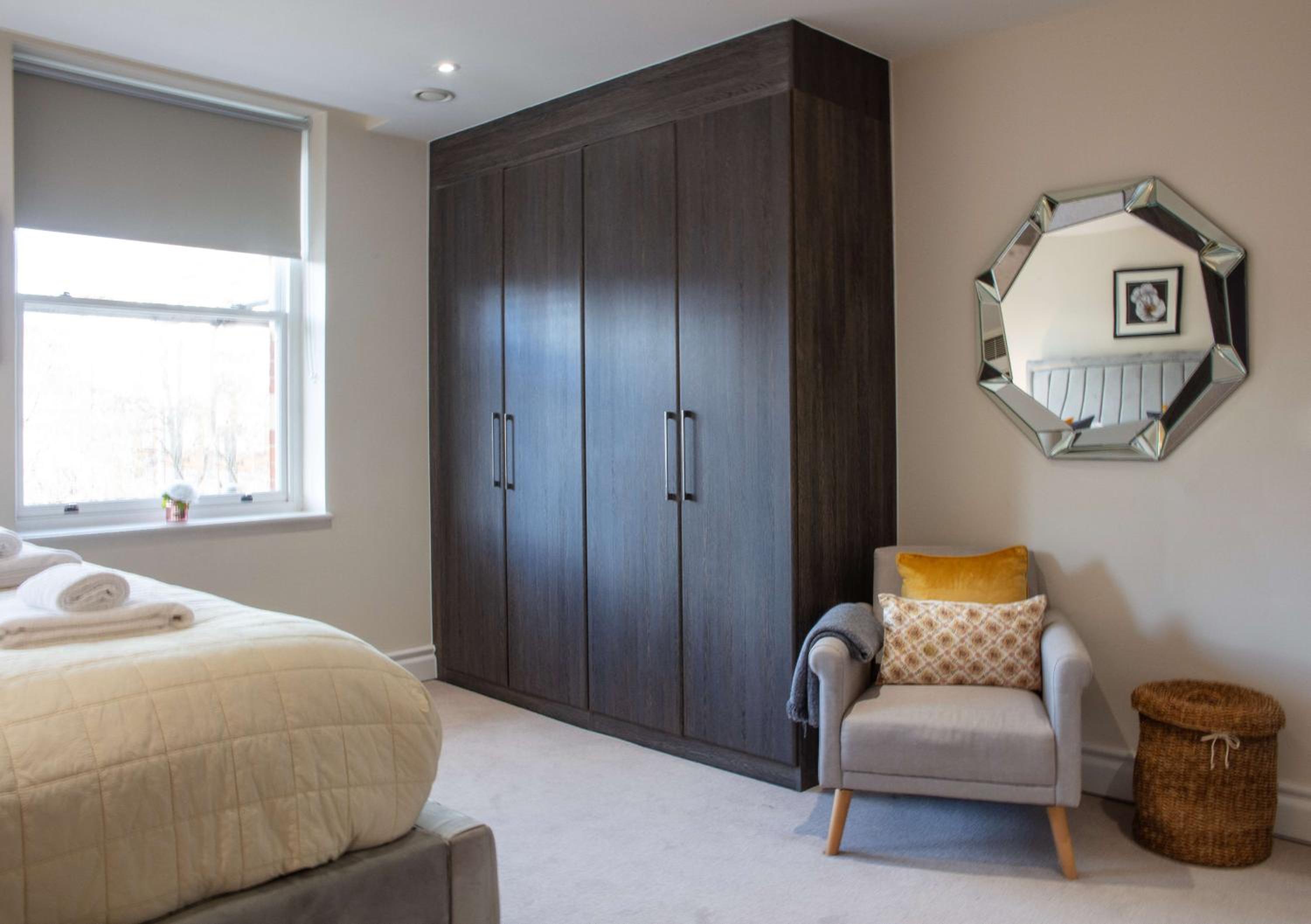 Kensington High Street One Bed with Air Con