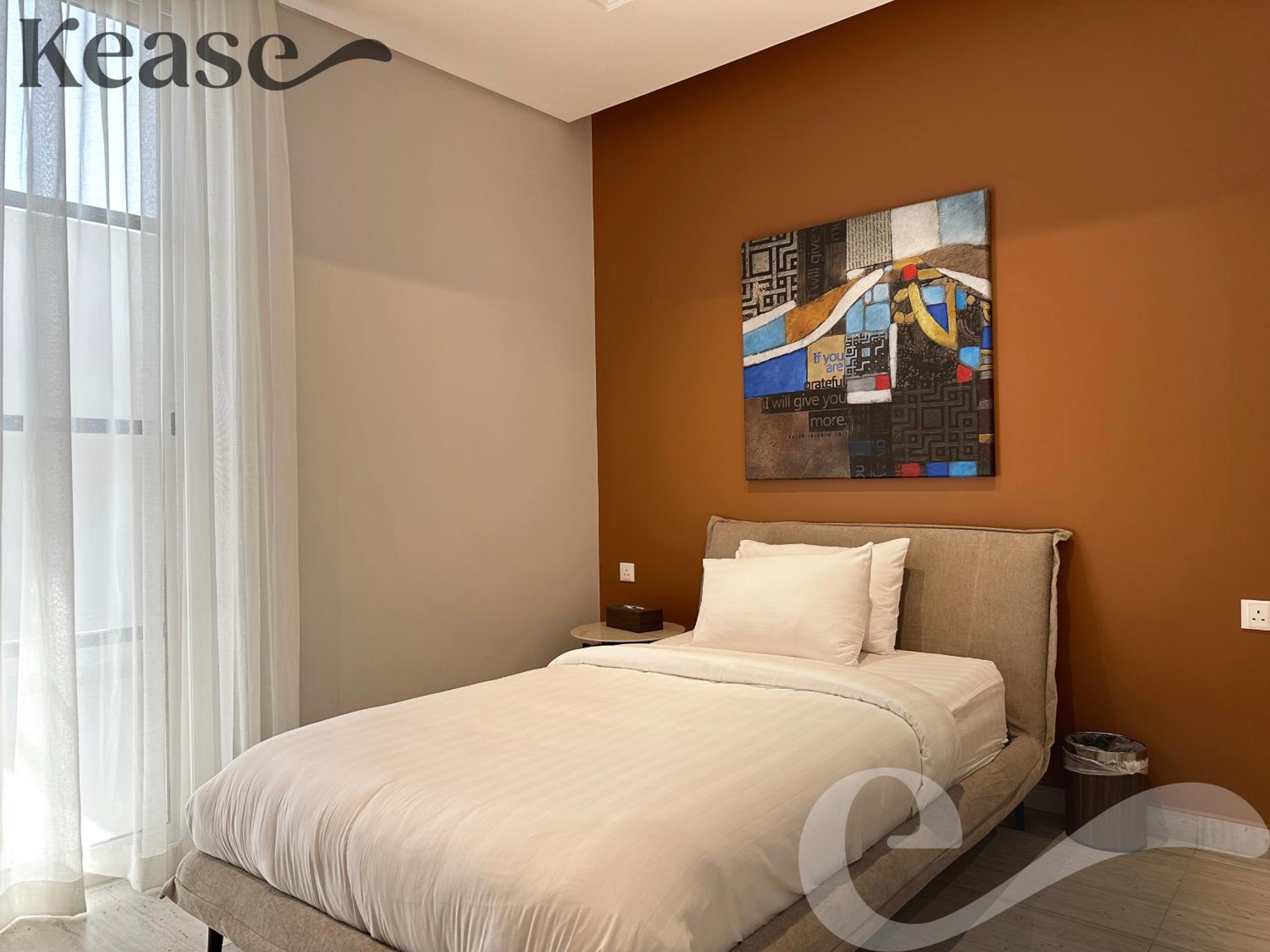 Kease Yasmin F-4 Lusso Hejaz AZ34