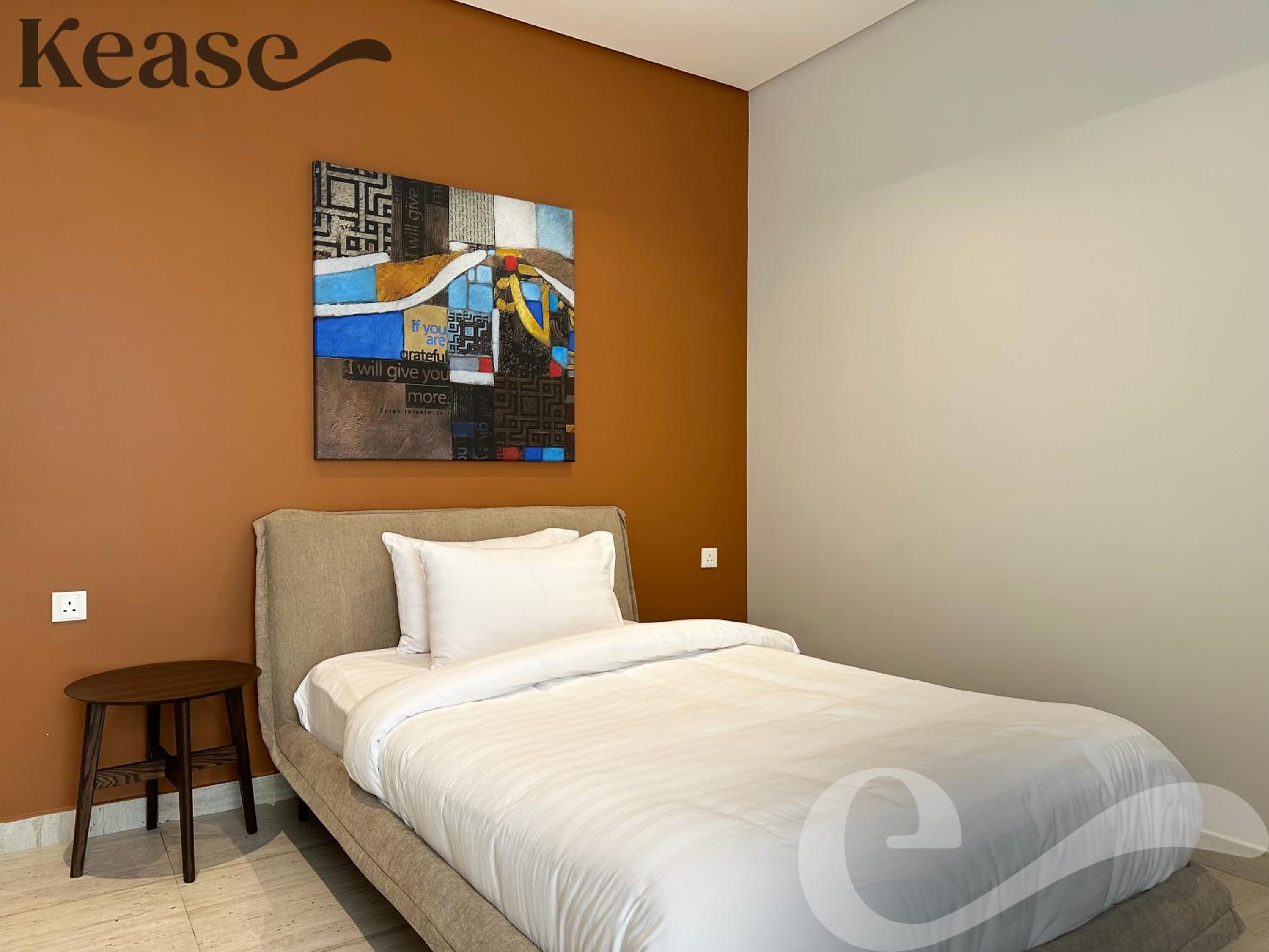 Kease Yasmin F-5 Lusso Hejaz XZ25
