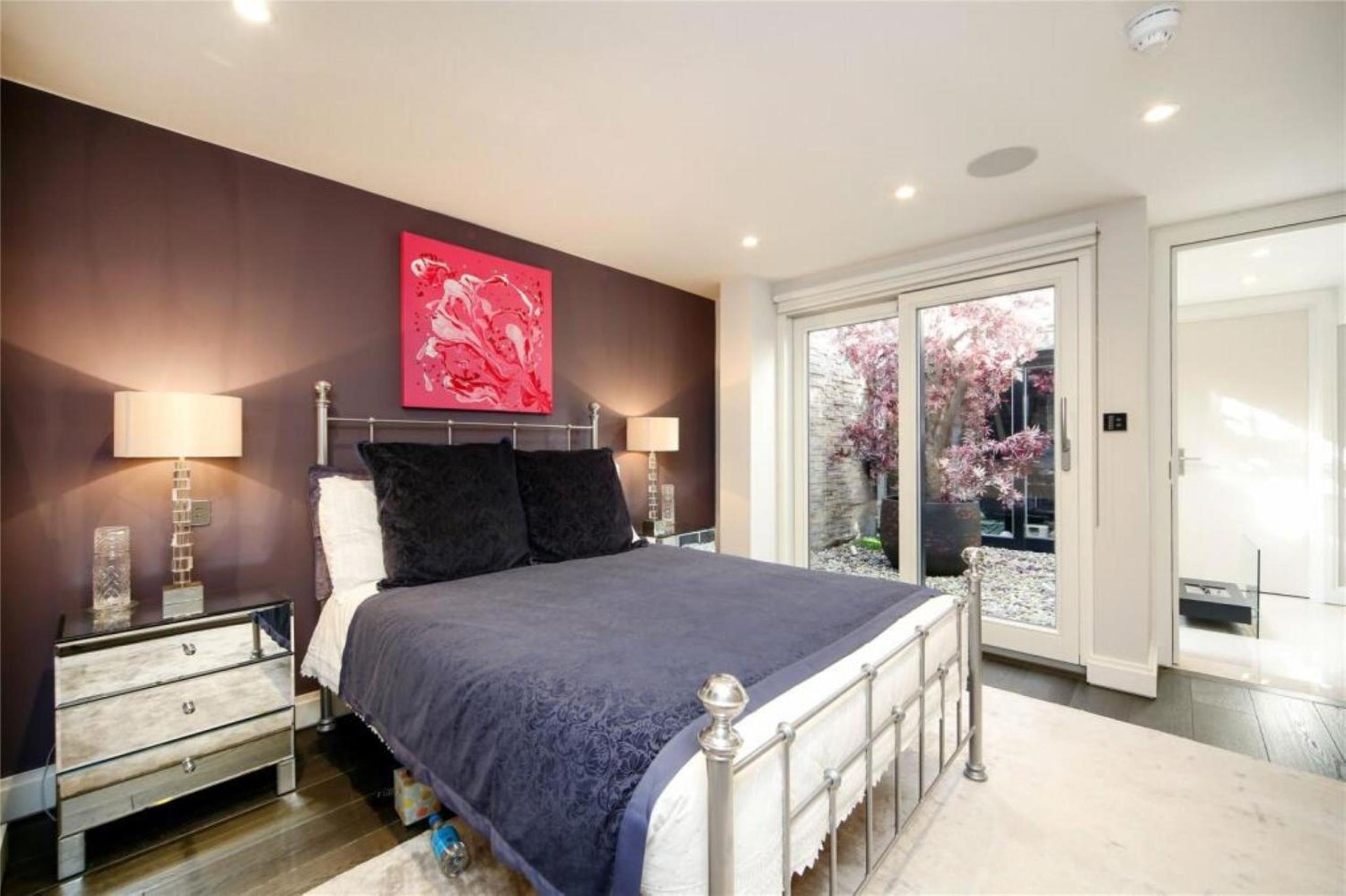 Tower Bridge Views Luxury and large 2 bed 2 bath with large outdoors