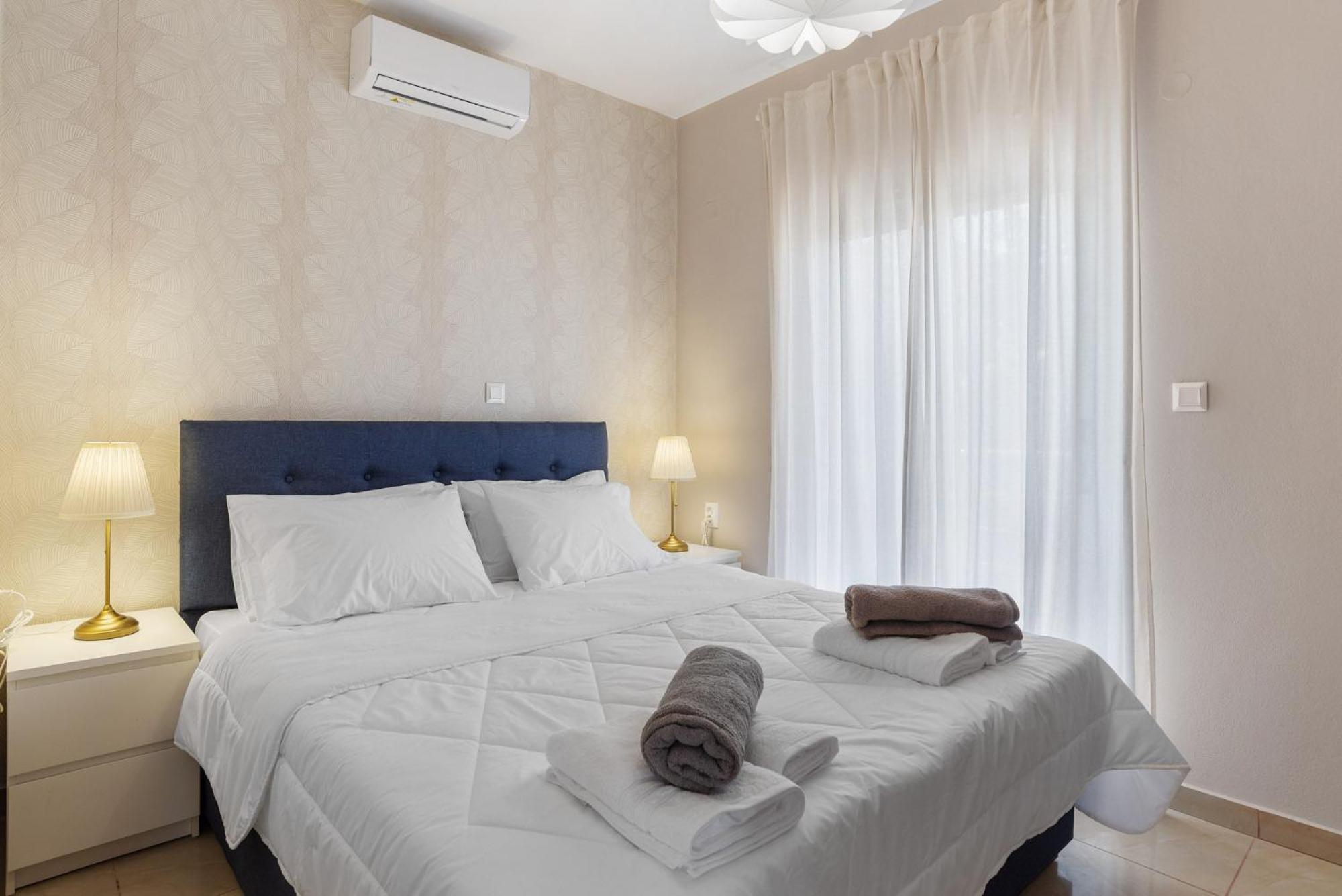 Amazing View Villa-Mathaios in Plaka -BY APOKORNAS VILLAS photo 3