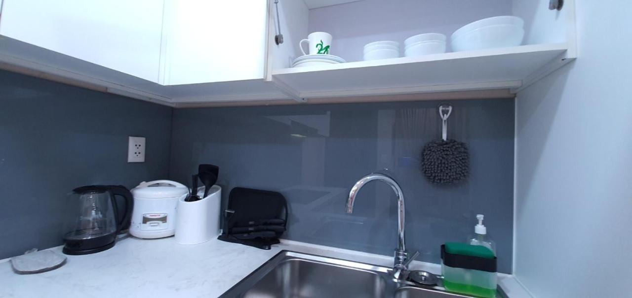 MonMon Apt - Masteri Thao Dien 2BR- Landmark 81 & pool view